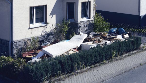 Yard Junk Removal in Pittsburgh